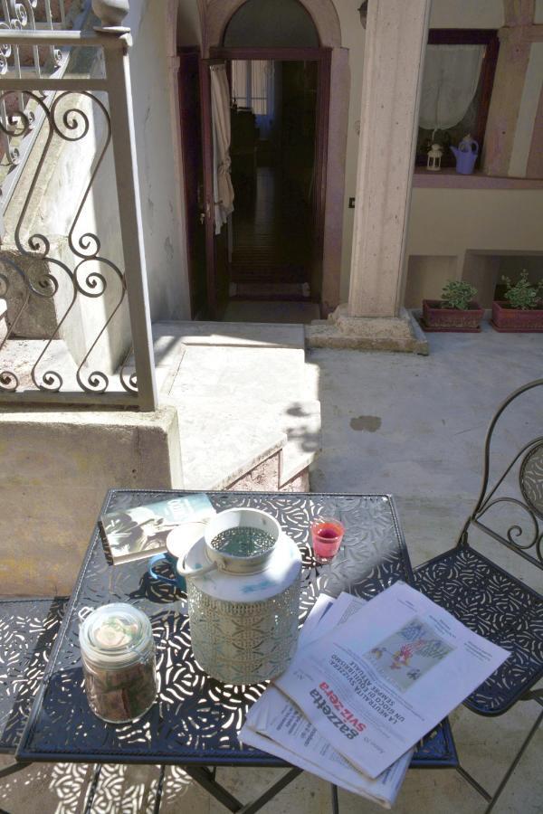 شقة Accogliente Locale Con Terrazzo In Centro Storico فيتوريو فينيتو المظهر الخارجي الصورة